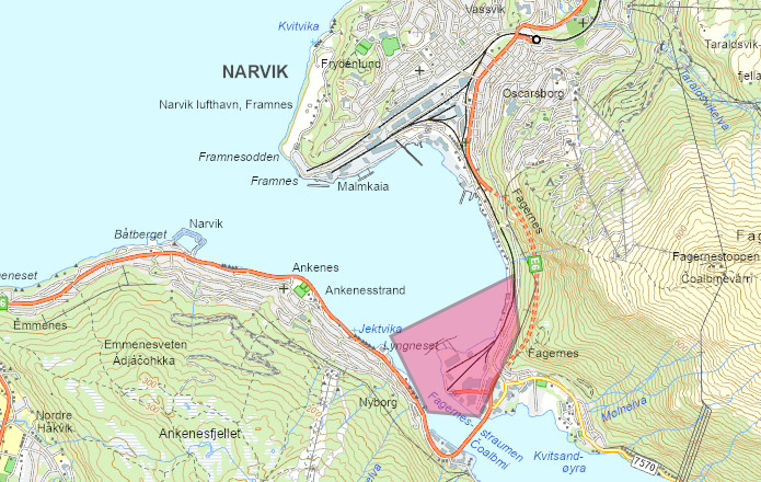 Kart over midlertidig restriksjonsområde i luftrommet over og rundt Narvik havn. Området gjelder i perioden 14. mars kl. 12.00 til og med 22. mars kl. 24.00.